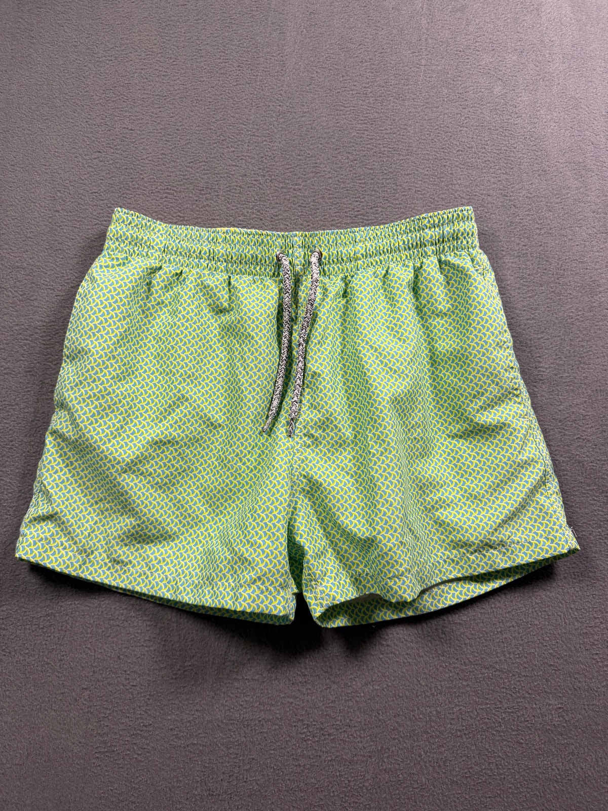 Michaels Swimwear Boys Size 16 Green Yellow Wave Print Cyclist Liner Swim Trunks